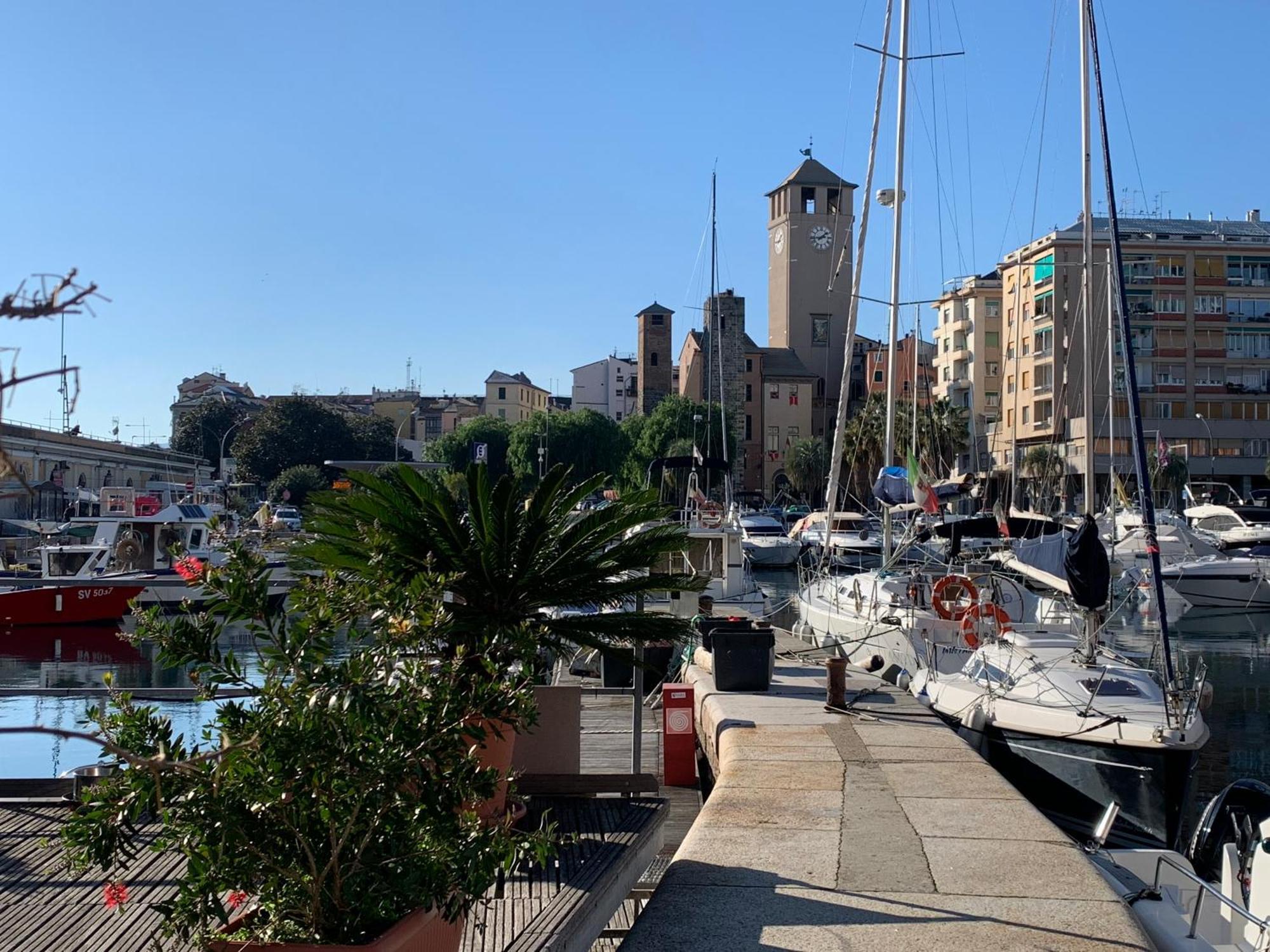 Via Pia 29-7 Appartement Savona Buitenkant foto